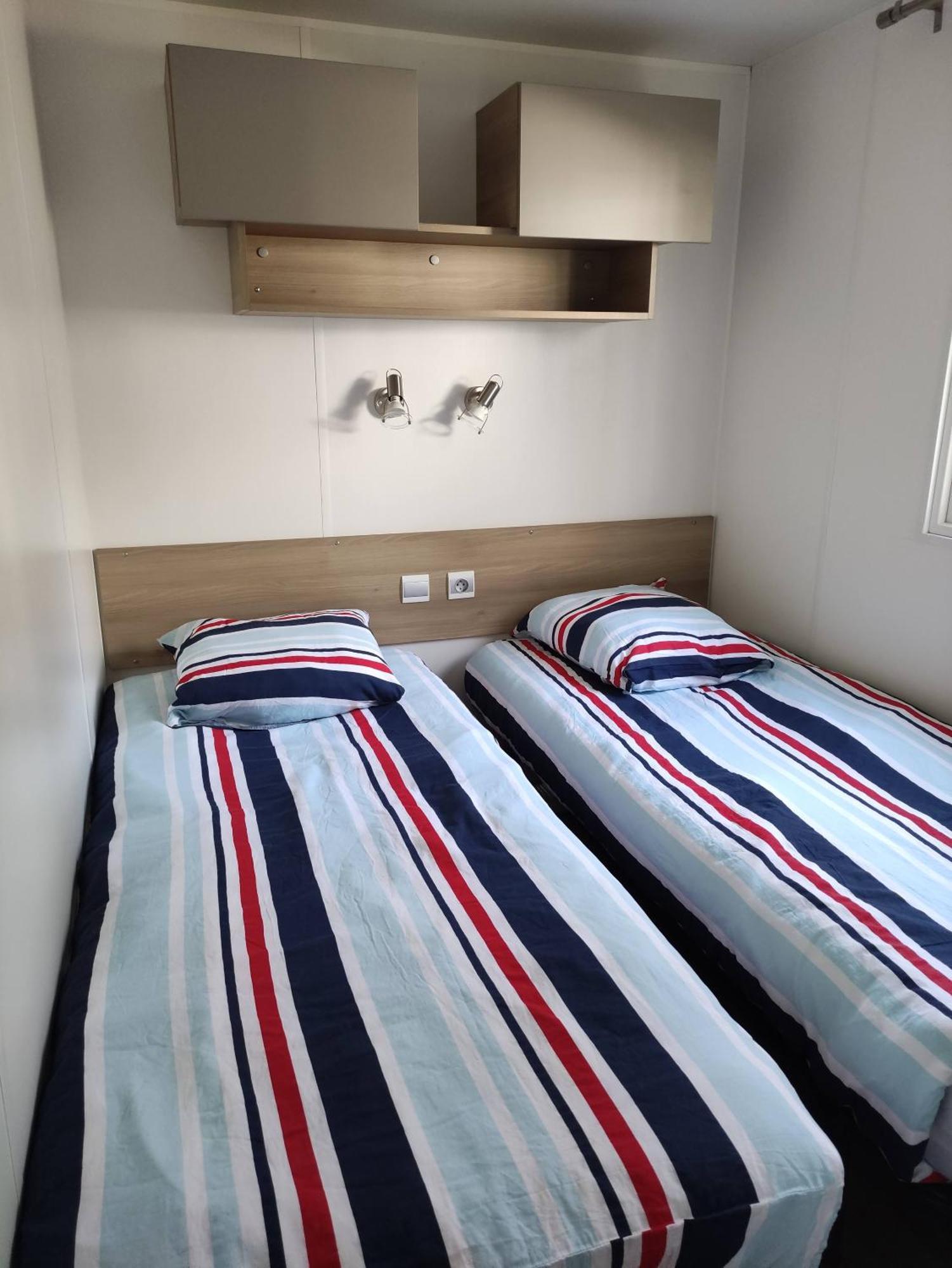 Mobil-Home 6/8 Personnes Au Domaine De Kerlann, Pont-Aven Ngoại thất bức ảnh